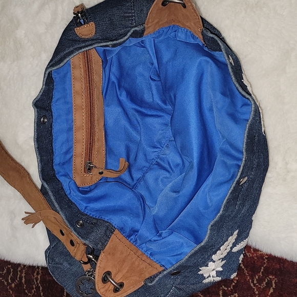 🍀Lucky Brand denim Hobo purse/bag🍀 - Picture 6 of 9